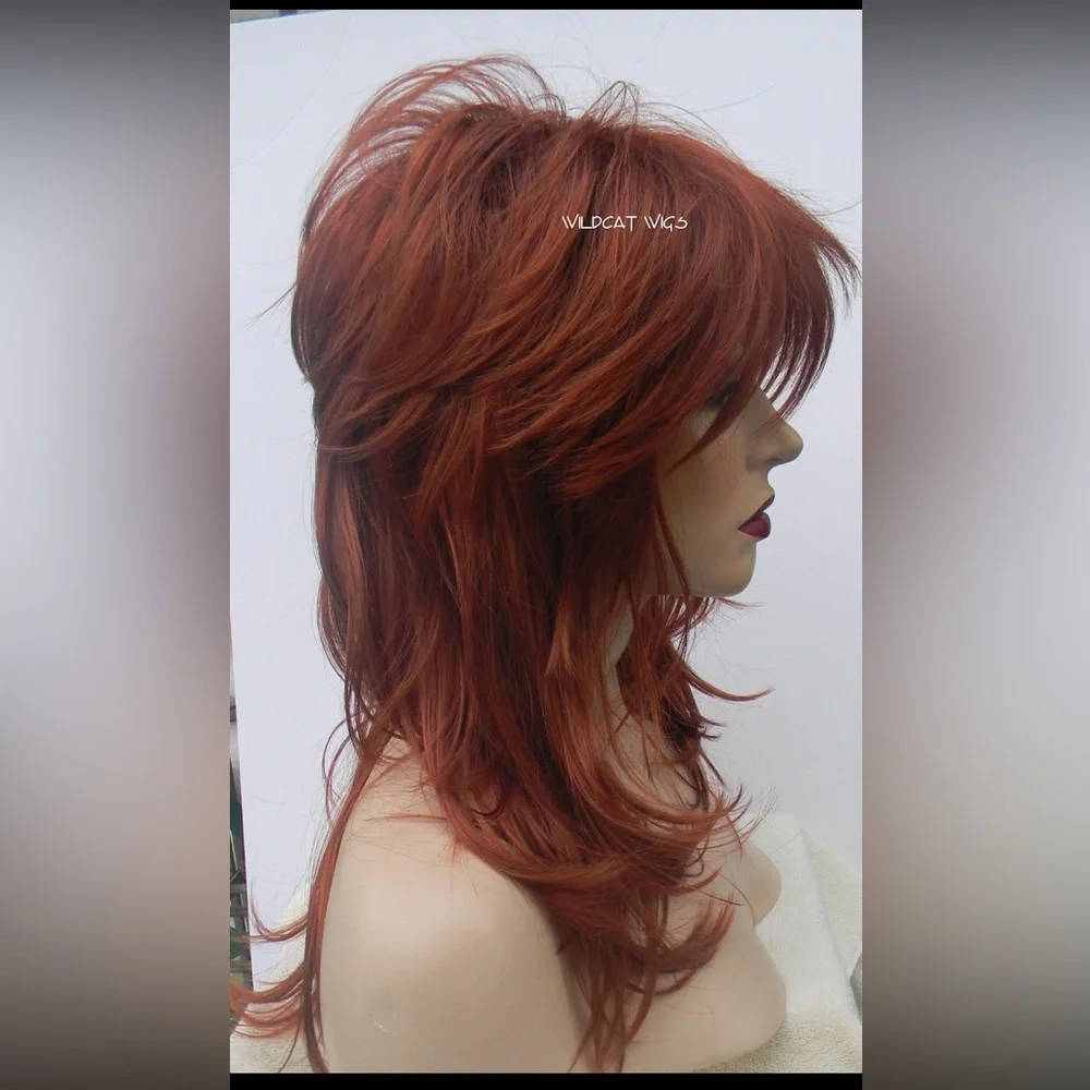 Red wig - Picture 4 of 5